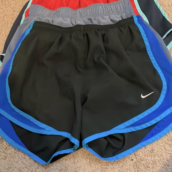 sold - Picture 3 of 5